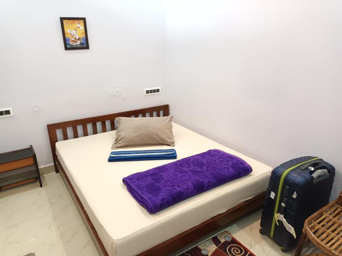 גווהטי Govardhan Home Stay מראה חיצוני תמונה